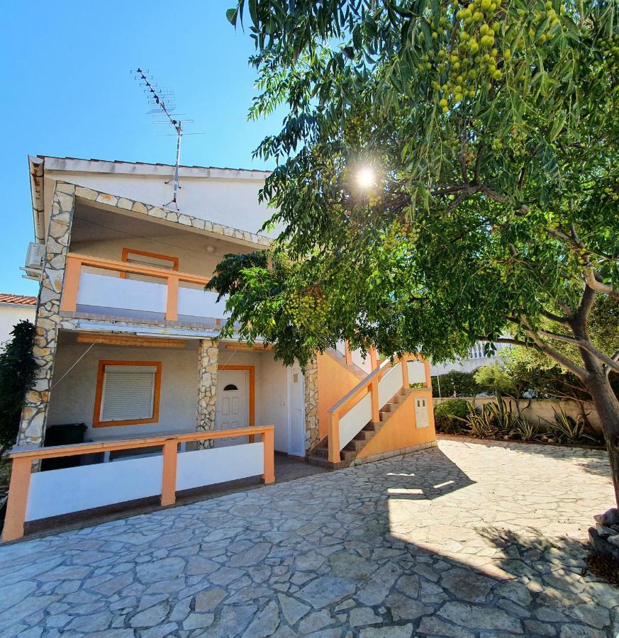Lipa Mare Vir Apartment Luaran gambar